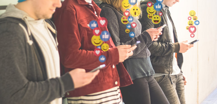 Vergonha de aparecer nas redes sociais: Por que posicionar seu trabalho honesto constrói autoridade