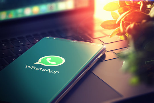 Canal de denúncias do Conar no WhatsApp: Por que conformidade publicitária protege o faturamento da sua marca